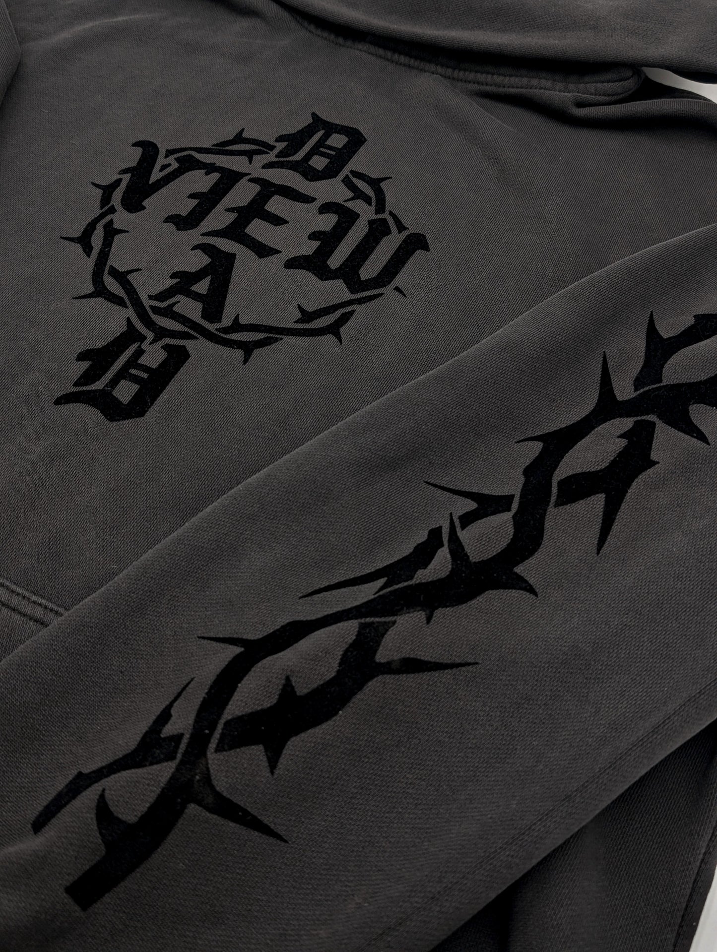 THORNS FADED BLACK PULLOVER HOODIE